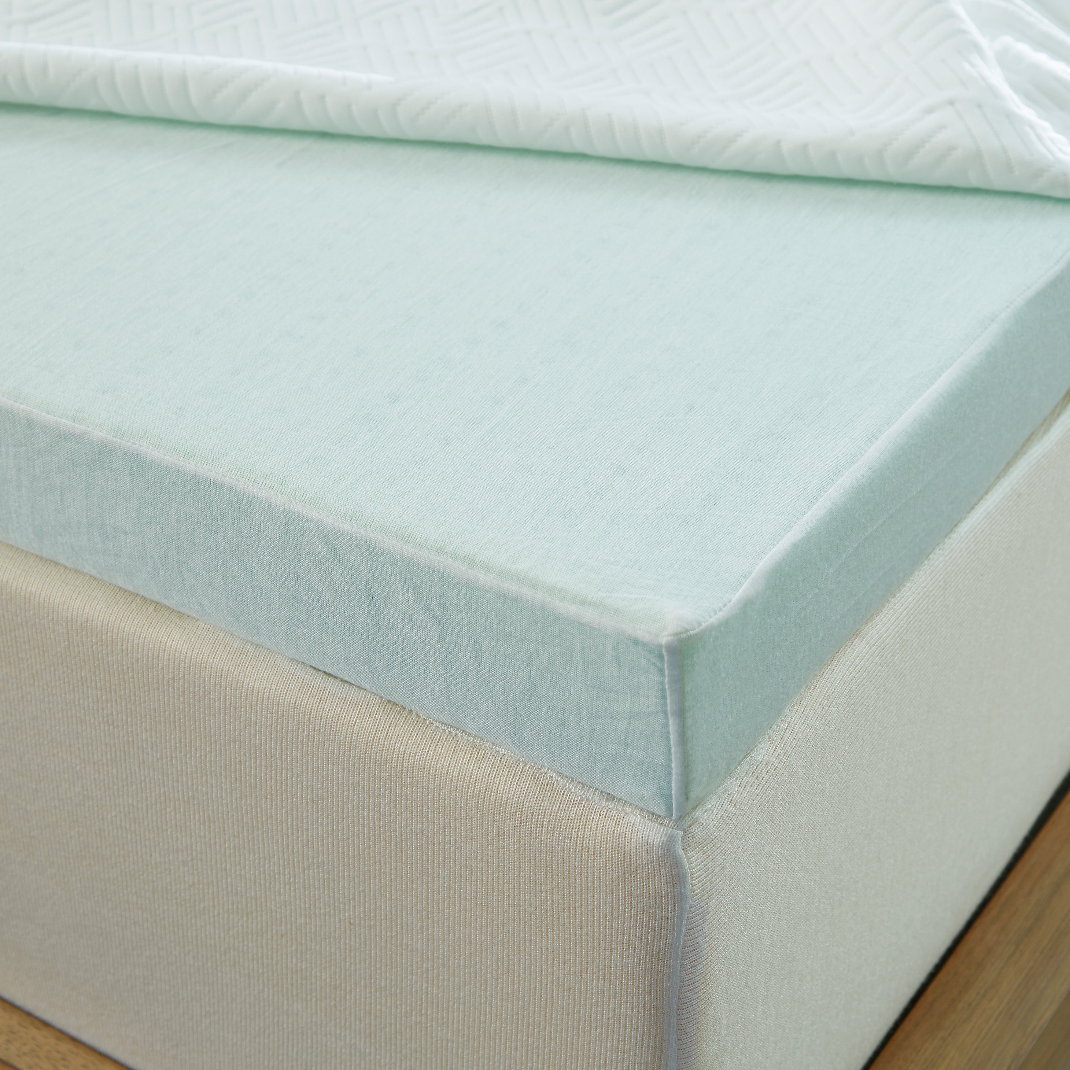 Scott Living 3" Ventilated Gel Memory Foam Mattress Topper - Plush - BlissfulNights.com